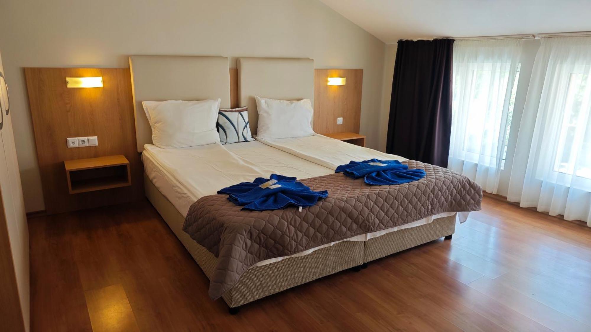Family Hotel Milev สวิติ วลัส ภายนอก รูปภาพ