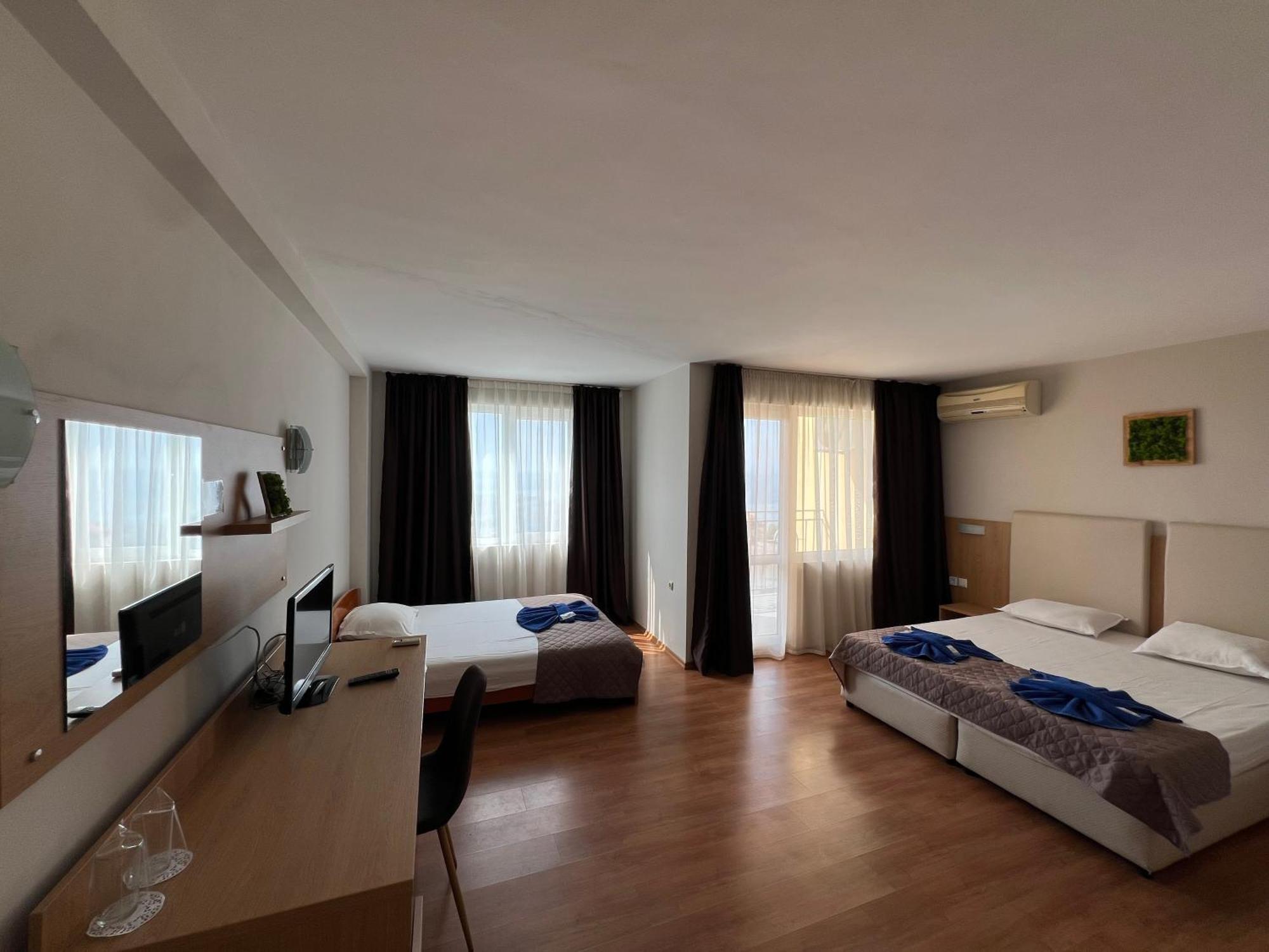 Family Hotel Milev สวิติ วลัส ภายนอก รูปภาพ